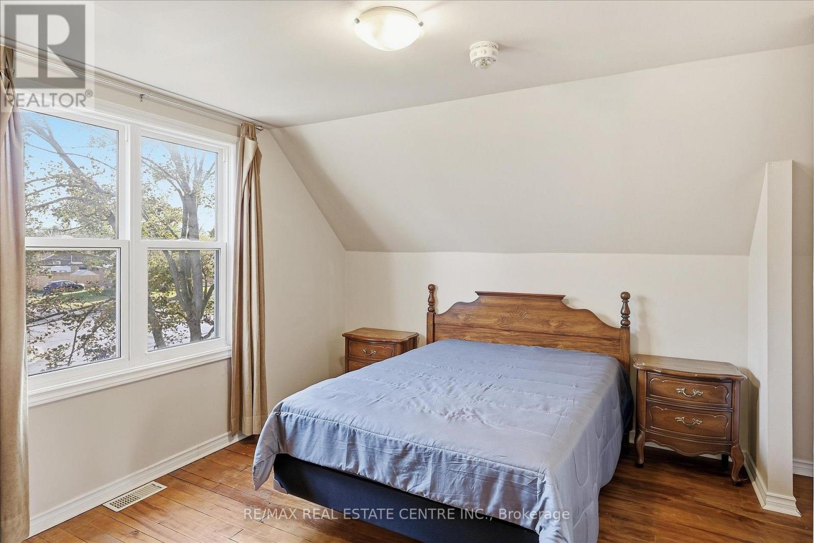 988 HIGH STREET - 22