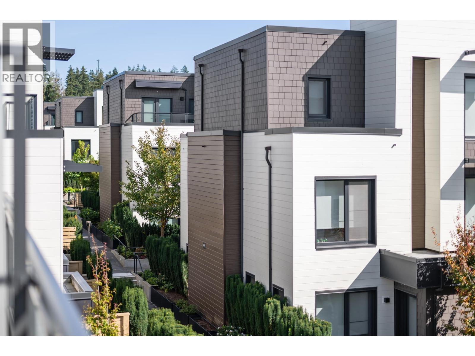 102 639 ASPEN STREET, Coquitlam - Image 1