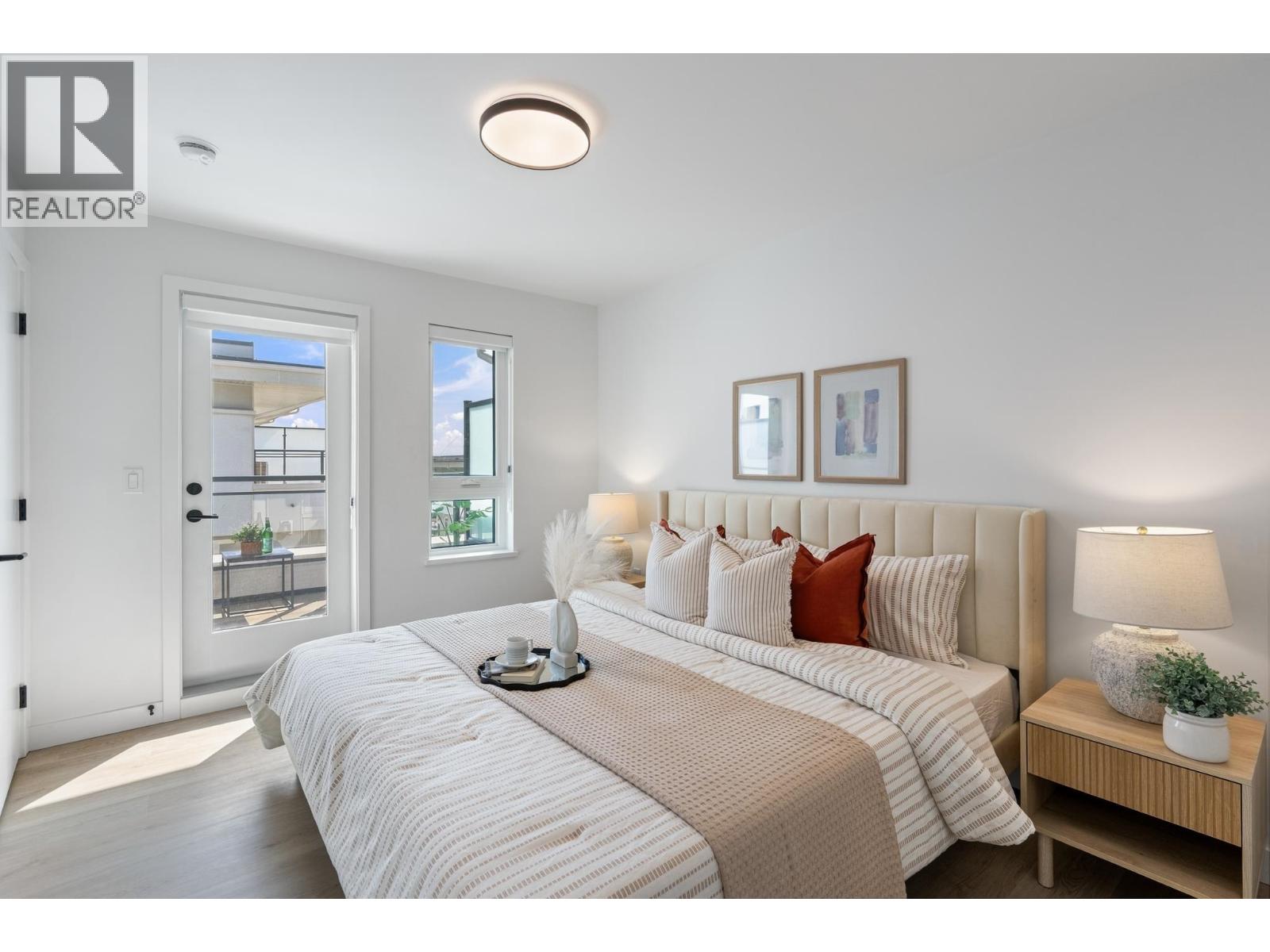 206 639 ASPEN STREET, Coquitlam - Image 1