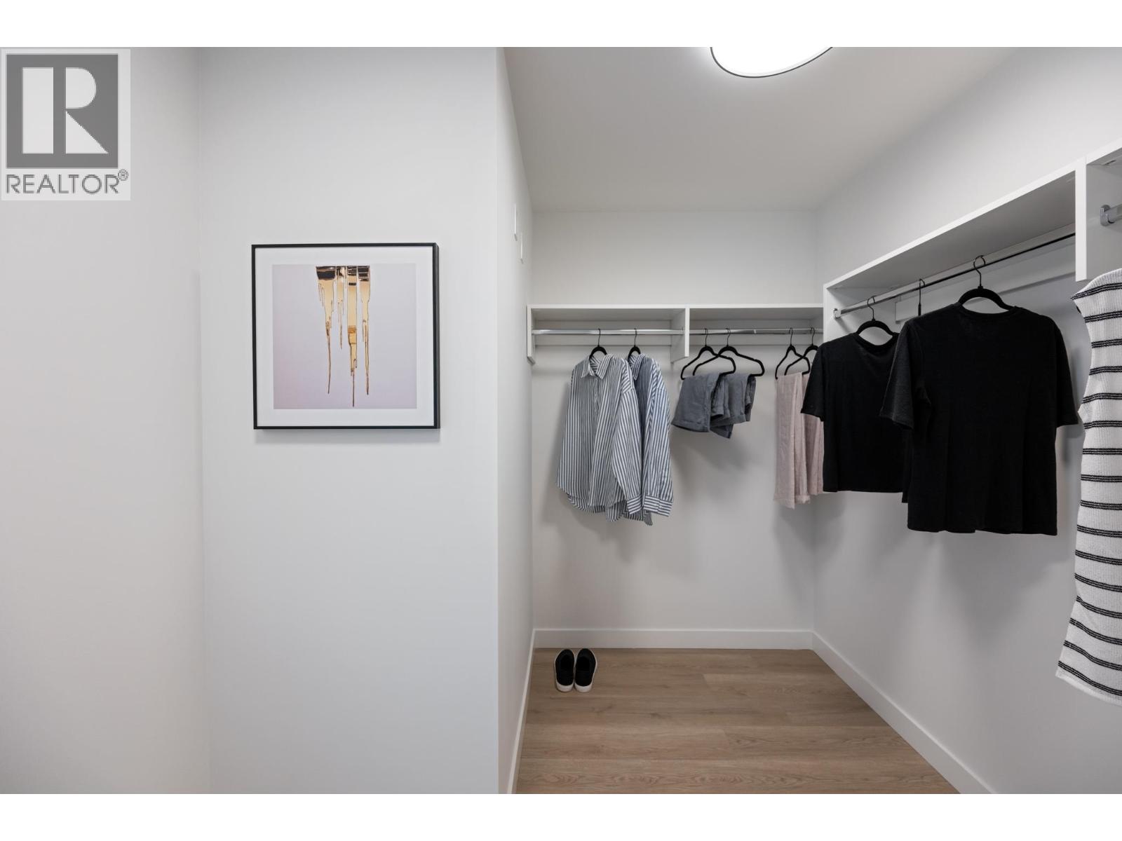 206 639 ASPEN STREET, Coquitlam - Image 1