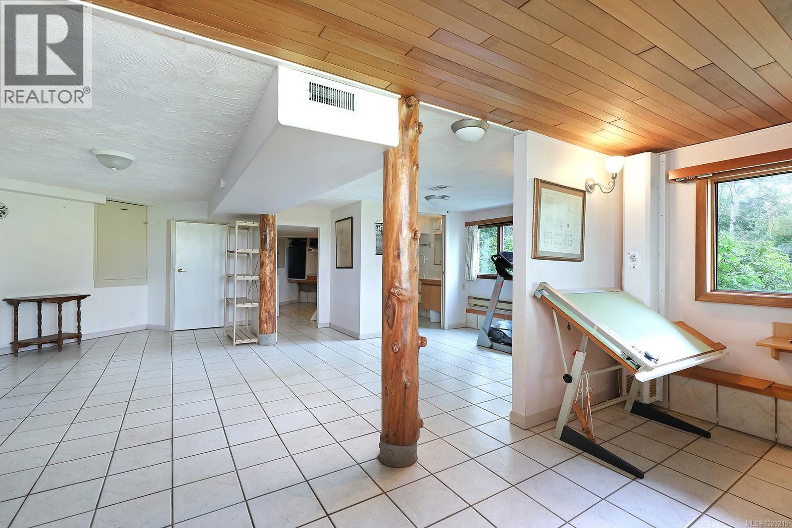 1550 Dalziel Rd - 28