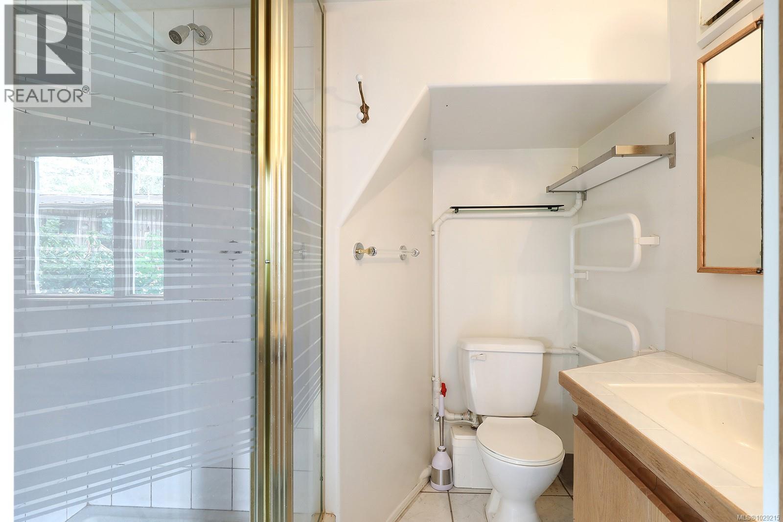 1550 Dalziel Rd - 30