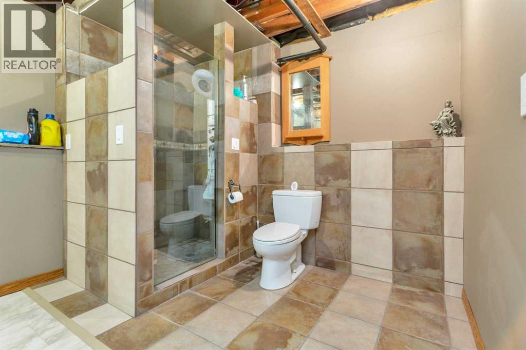 Listing photo – 54 Lakeview Crescent, Sylvan Lake