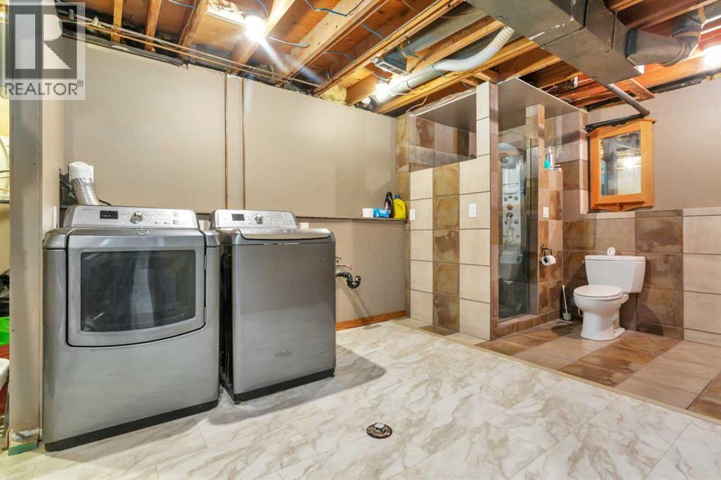 Listing photo – 54 Lakeview Crescent, Sylvan Lake