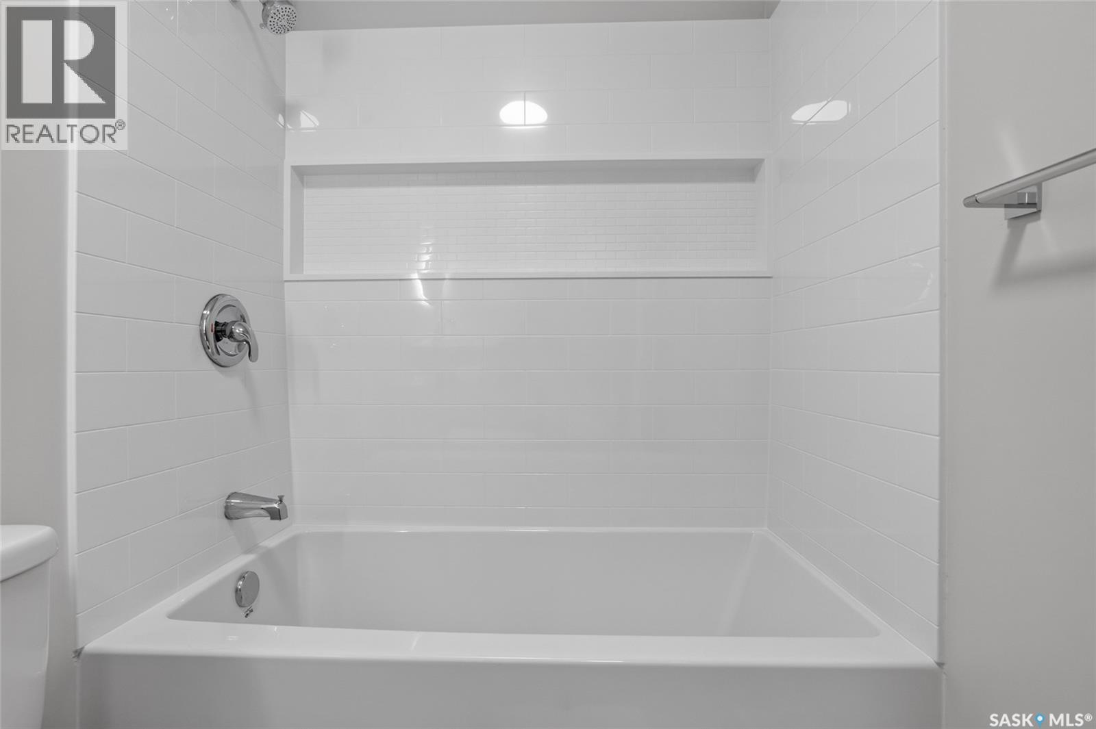 1944 Dewdney AVENUE, Regina — photo 20