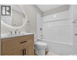1944 Dewdney Avenue, Regina, SK S4N4C8 Photo 21