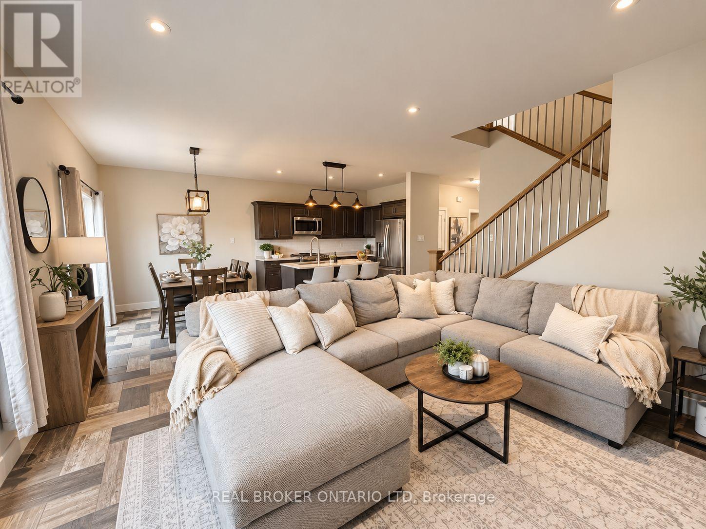 22 QUEENSWAY DRIVE, Strathroy-Caradoc (SE) — photo 5
