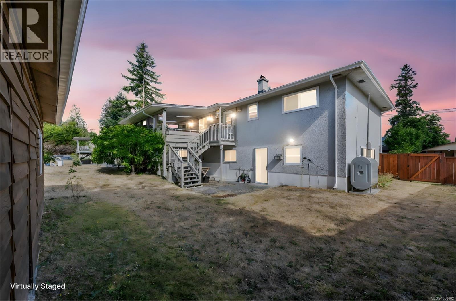 3060 George St - 2