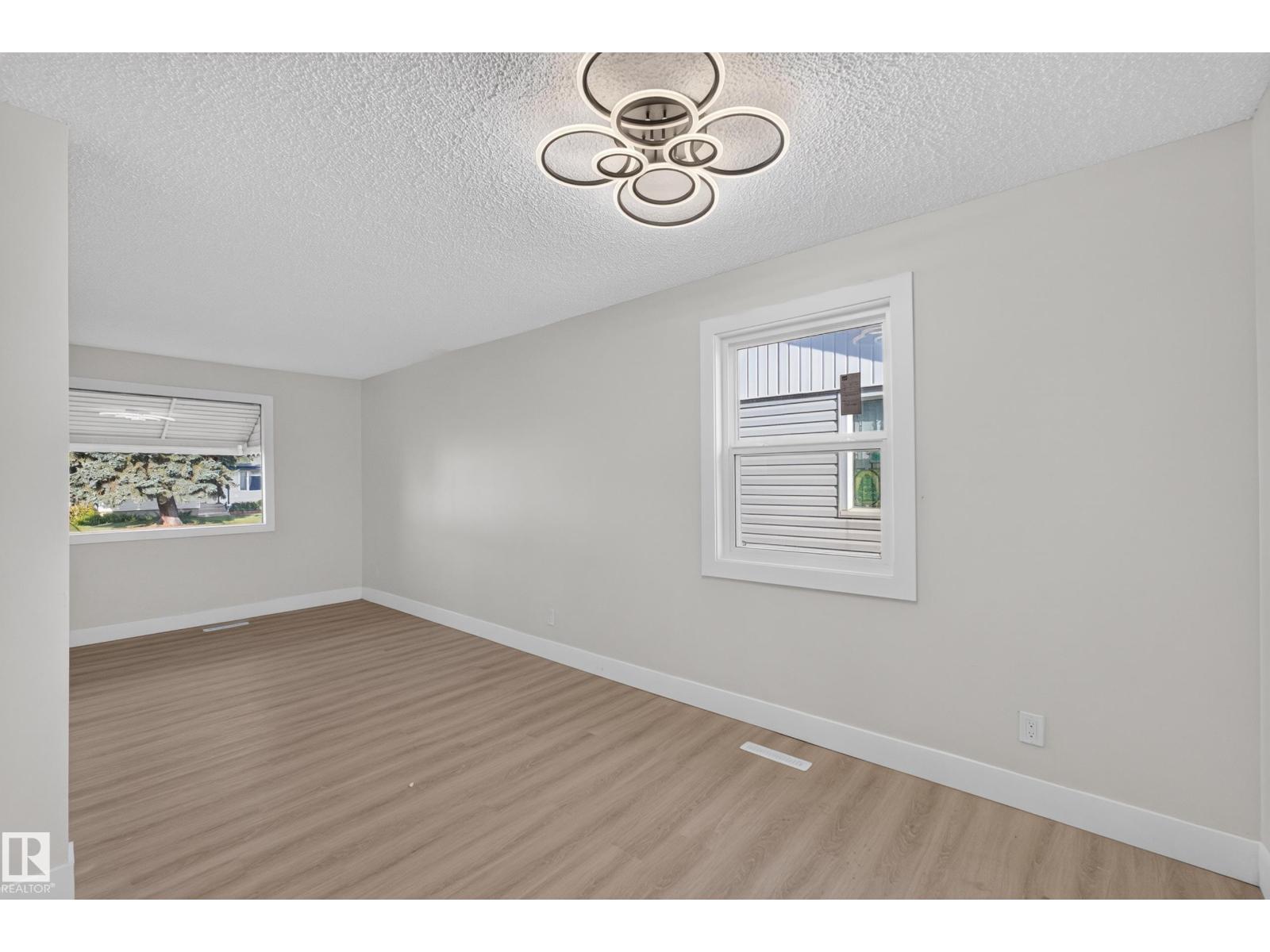 13511 114 ST NW - Image 15