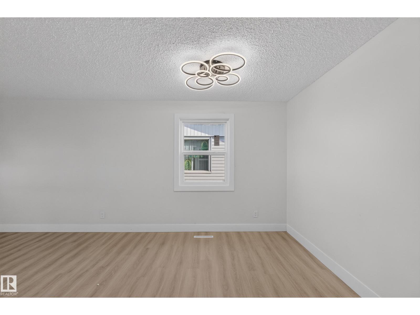 13511 114 ST NW - 16