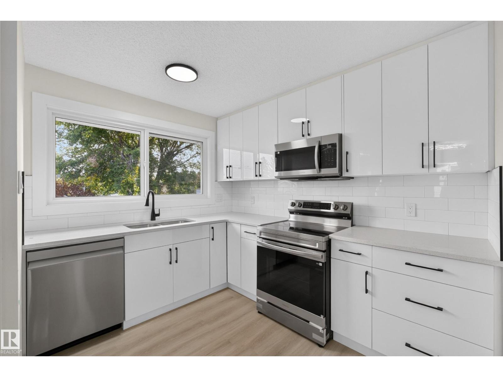 13511 114 ST NW - 19