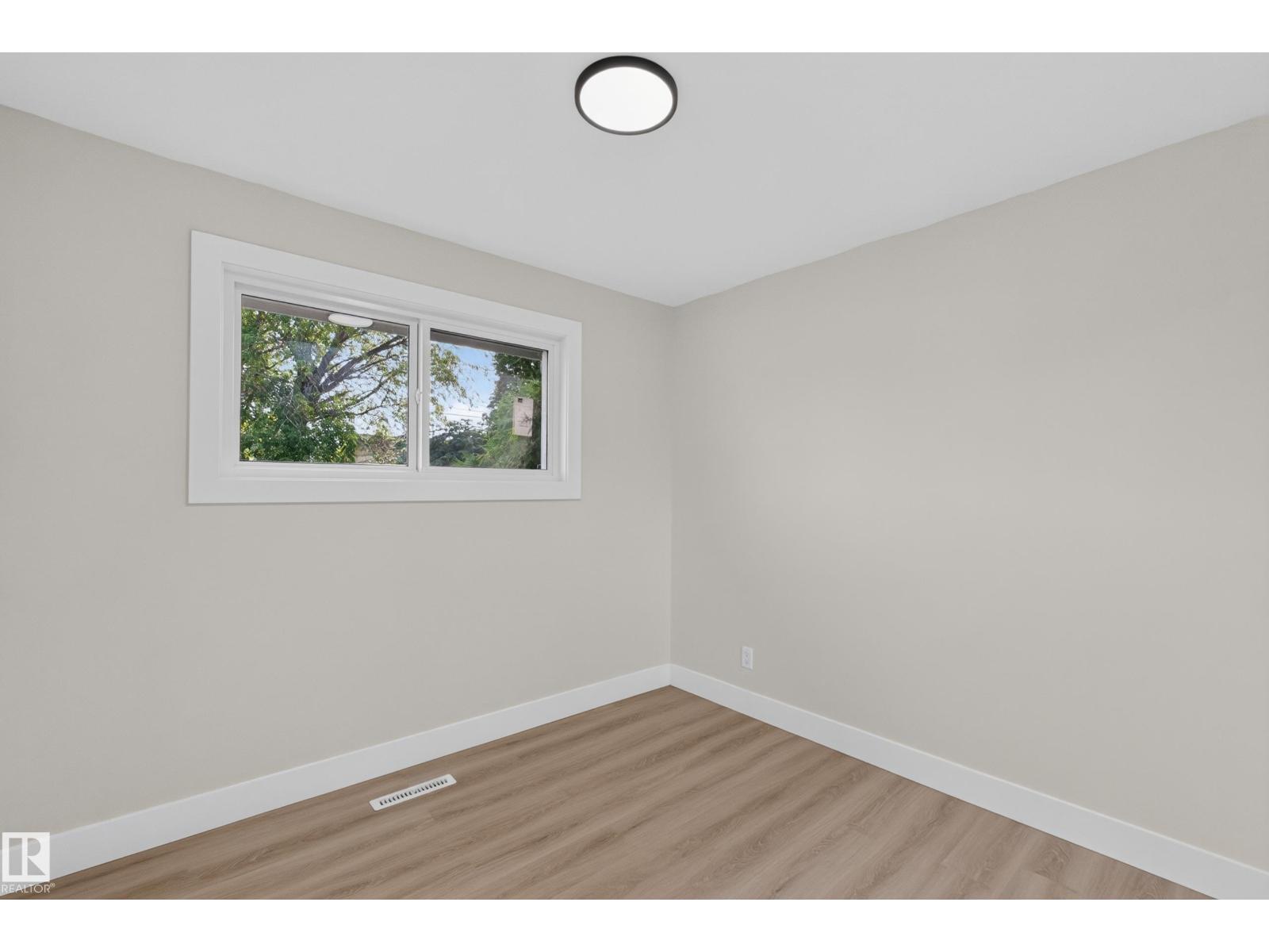 13511 114 ST NW - 30