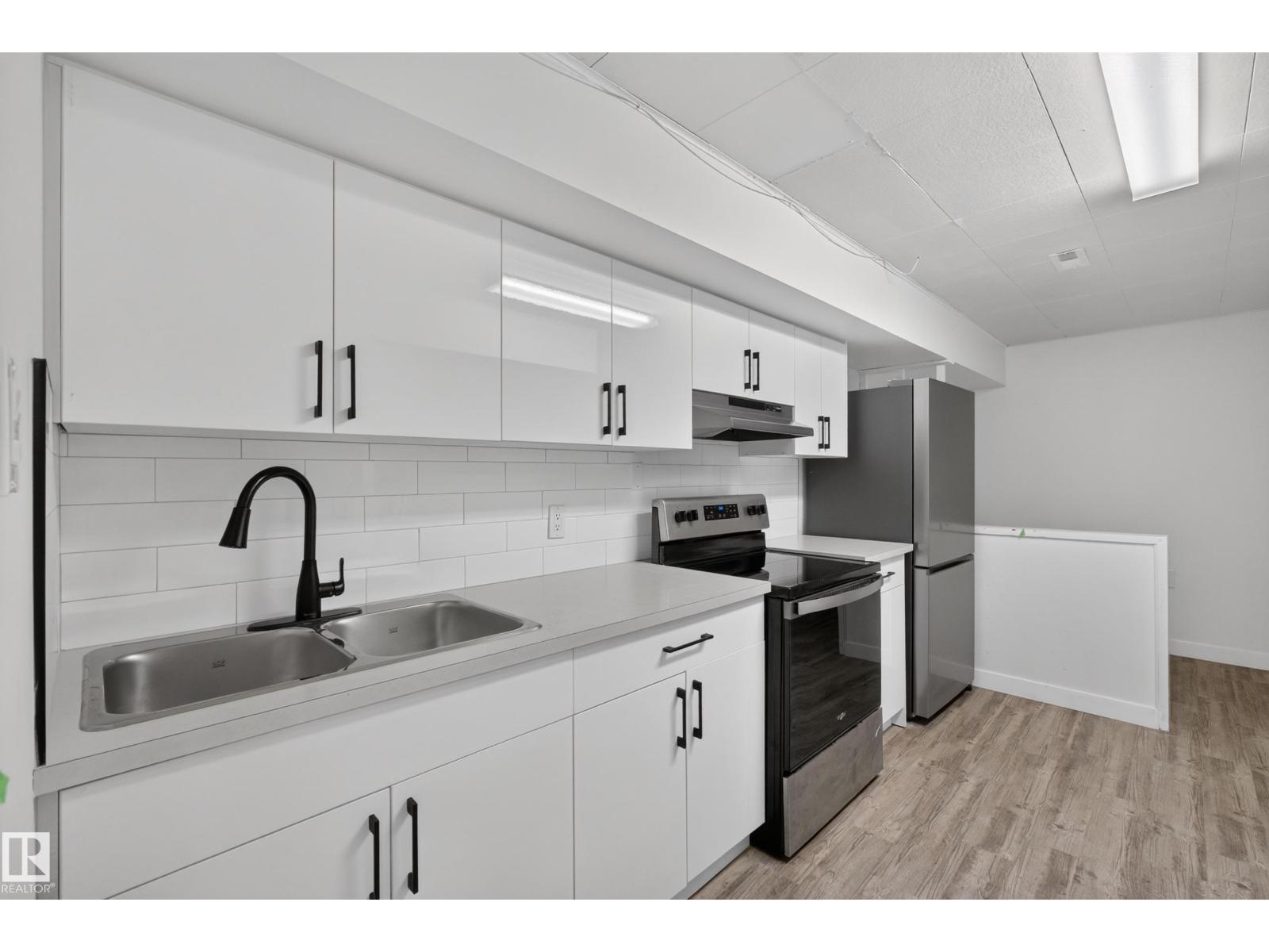 13511 114 ST NW - 37