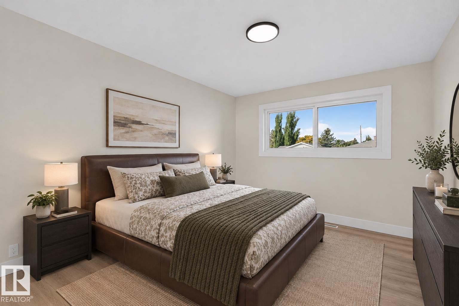 13511 114 ST NW - 5