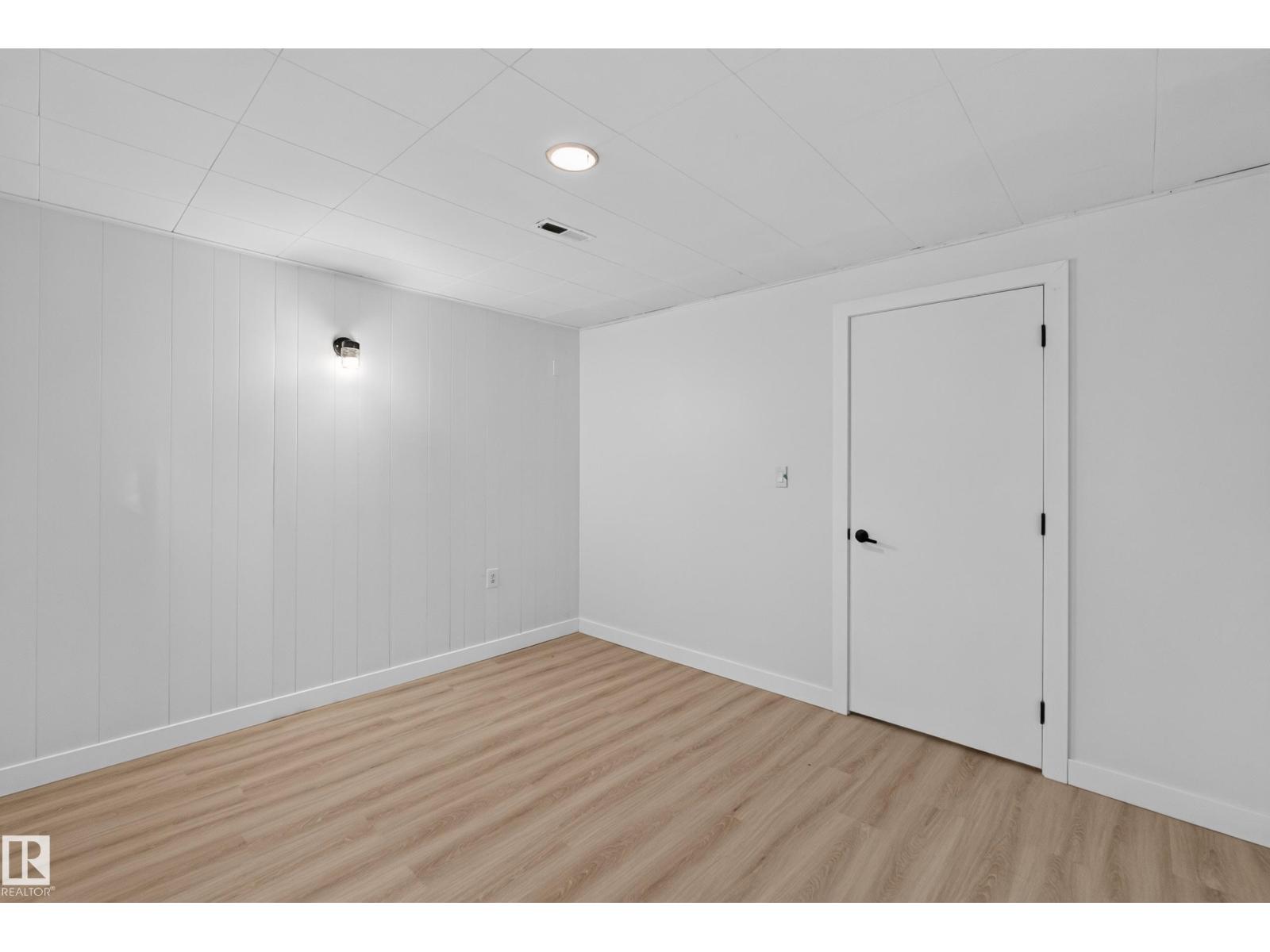 13511 114 ST NW - Image 50