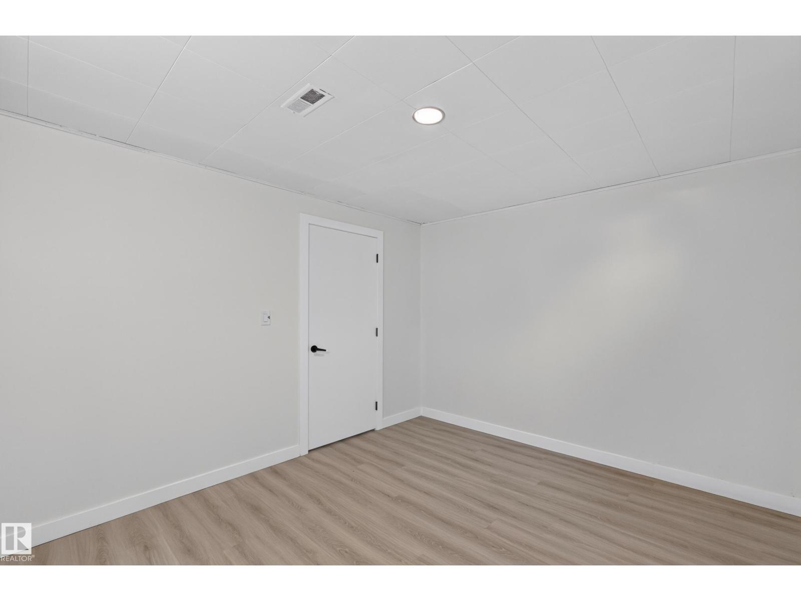 13511 114 ST NW - Image 51