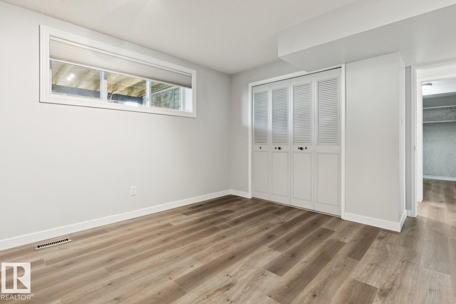 9312 151 AV NW - 35