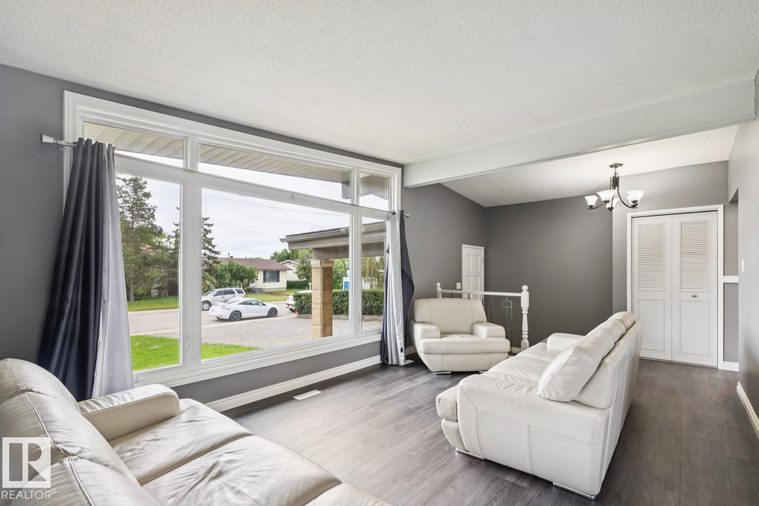 9312 151 AV NW - 7
