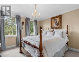 1348 Turner Crescent, Ottawa, ON K1E2Y4 Photo 32