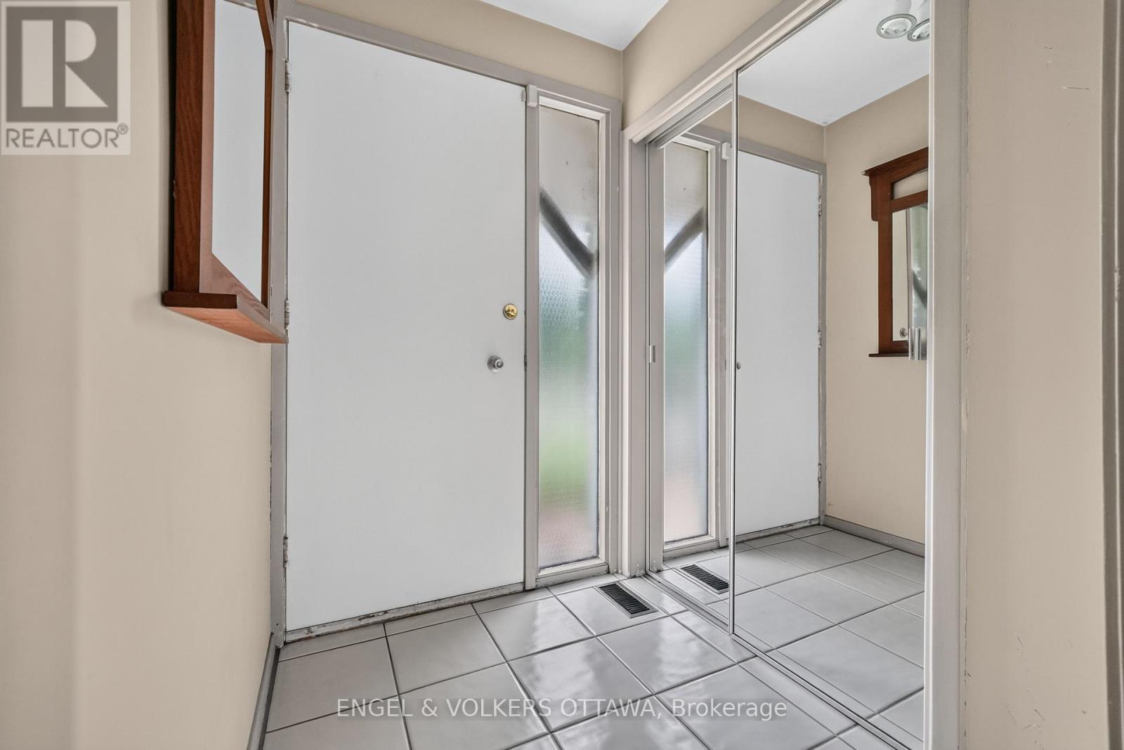 2642 MARBLE CRESCENT - 5