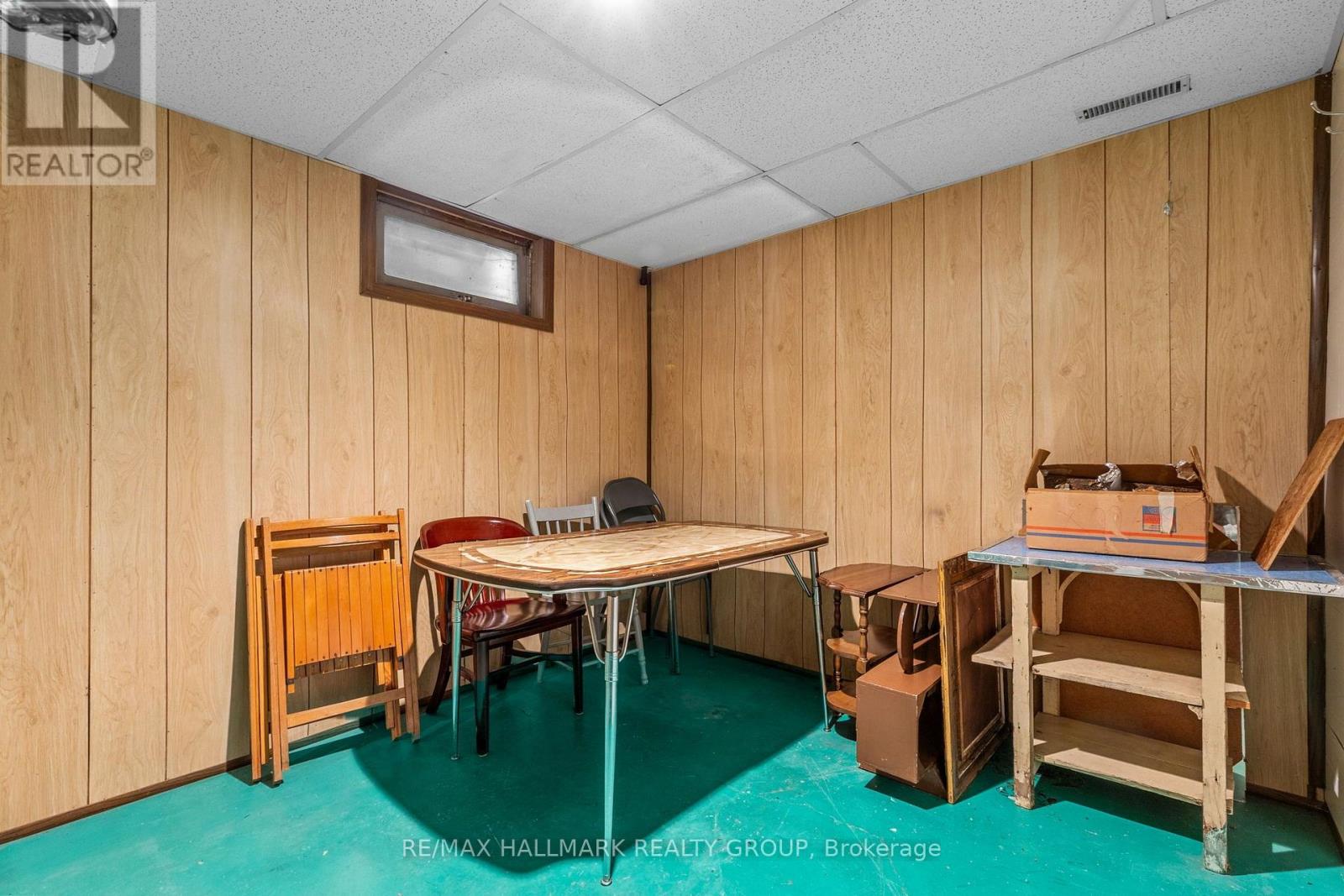 2376 BLACKSTONE CRESCENT - Image 23