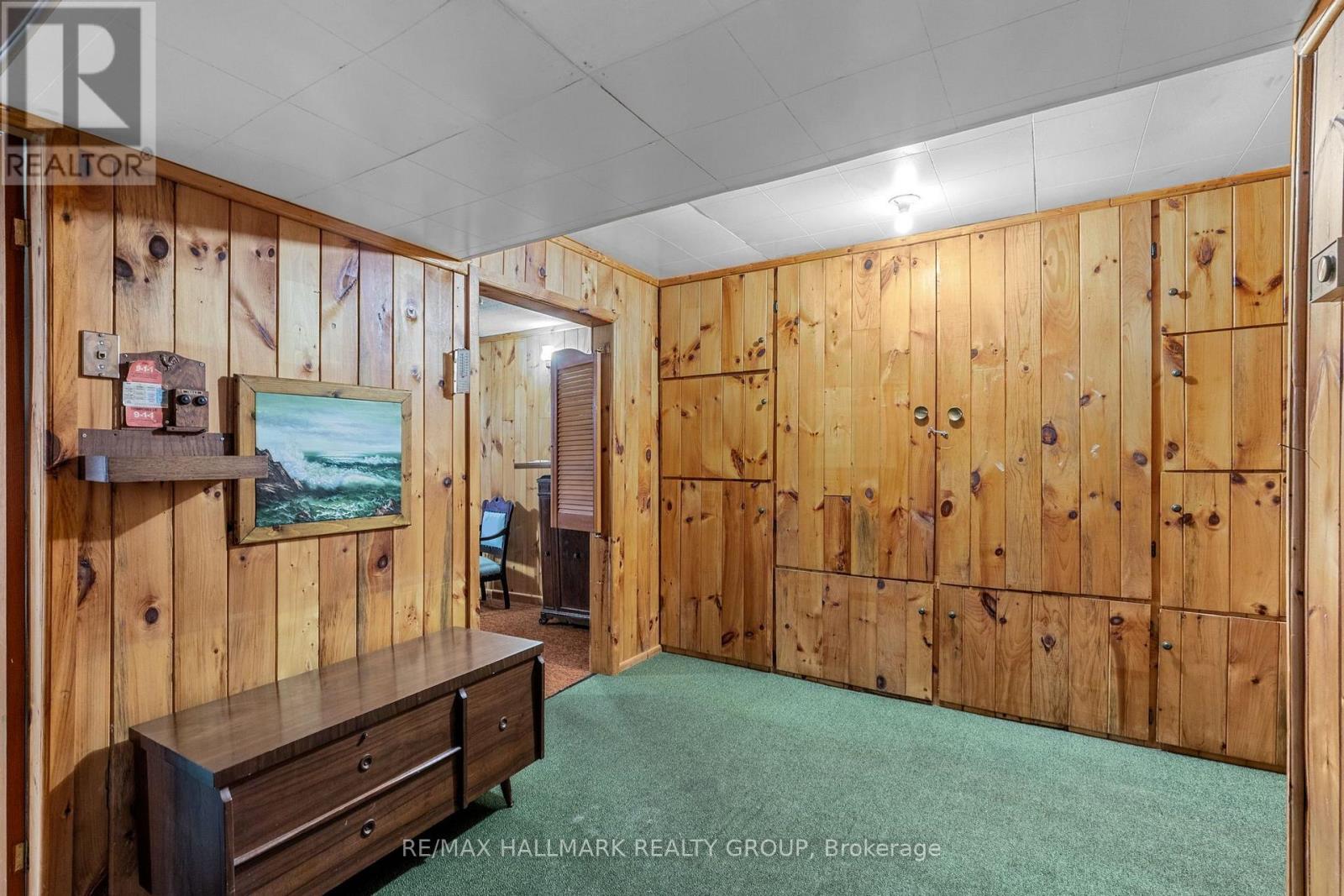2376 BLACKSTONE CRESCENT - Image 33