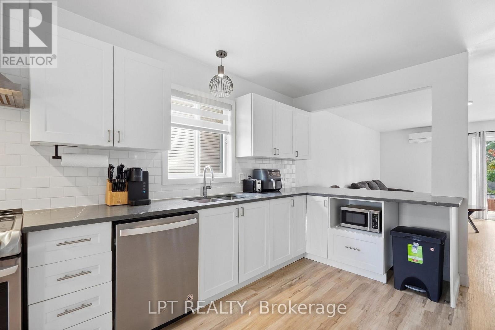 119 PENDLETON STREET, Champlain — photo 5