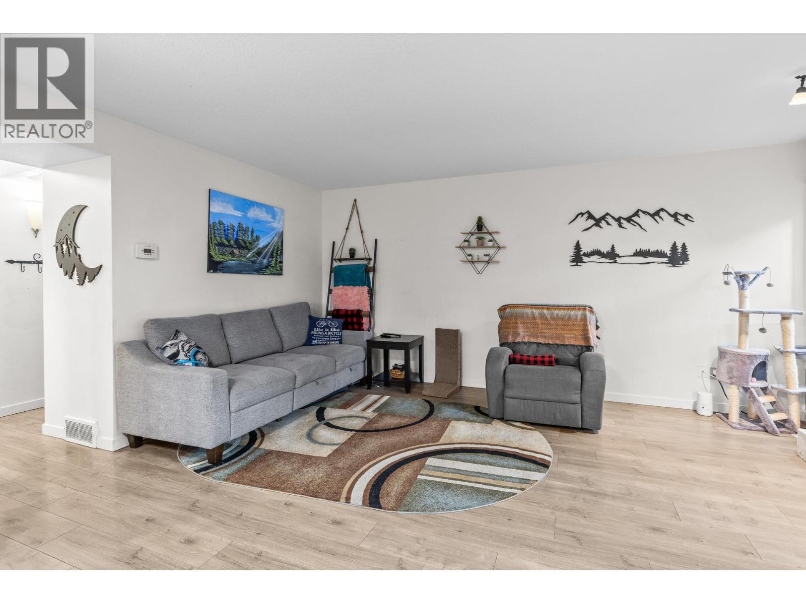 201 2125 Burtch Road, Kelowna