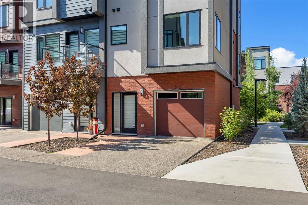 213 Greenbriar Common NW - photo 5