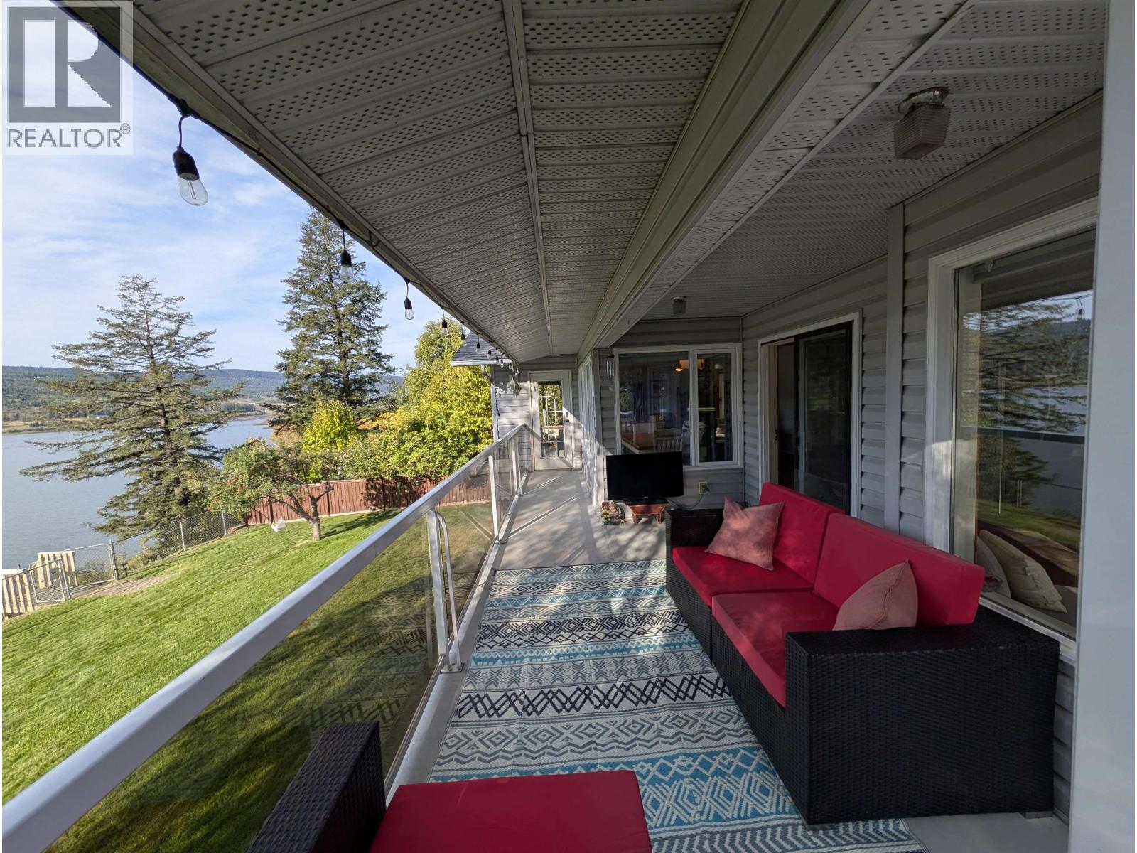 1621 SIGNAL POINT ROAD - 3