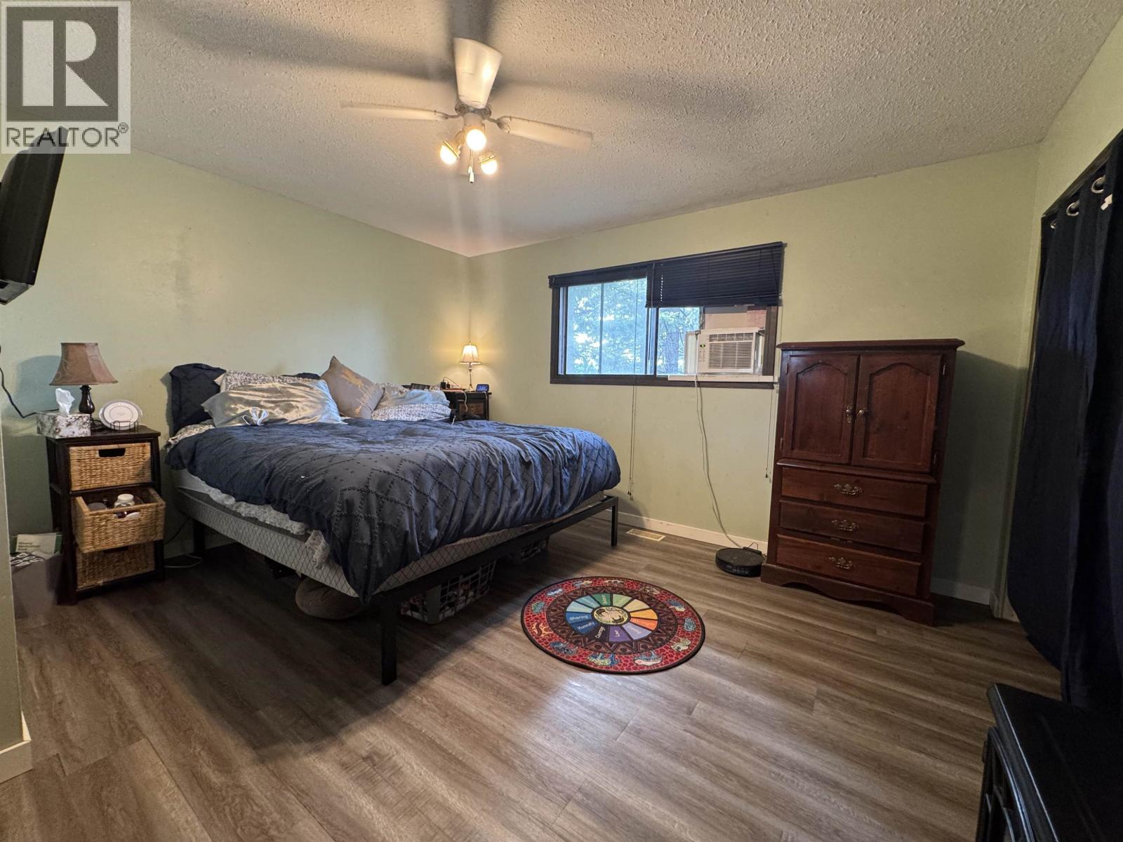 527 CENTENNIAL DRIVE - 14