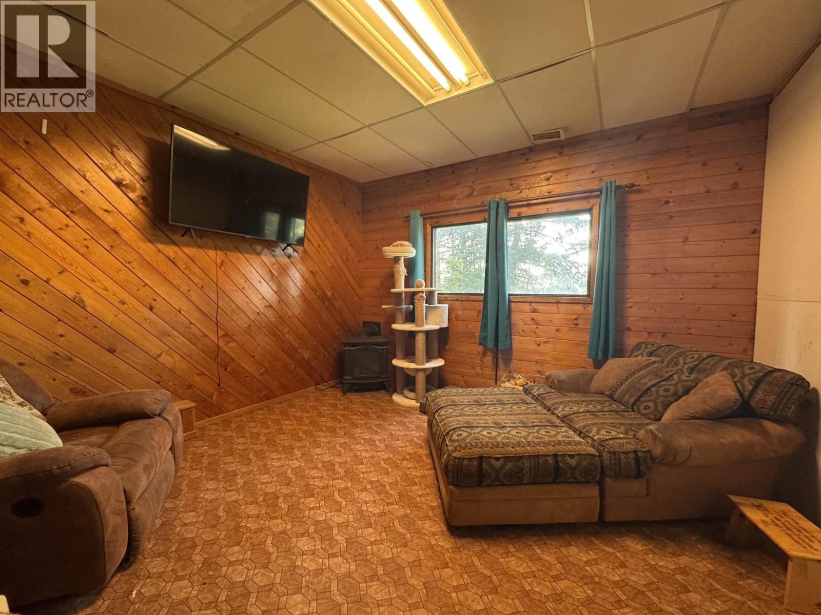 527 CENTENNIAL DRIVE - Image 21