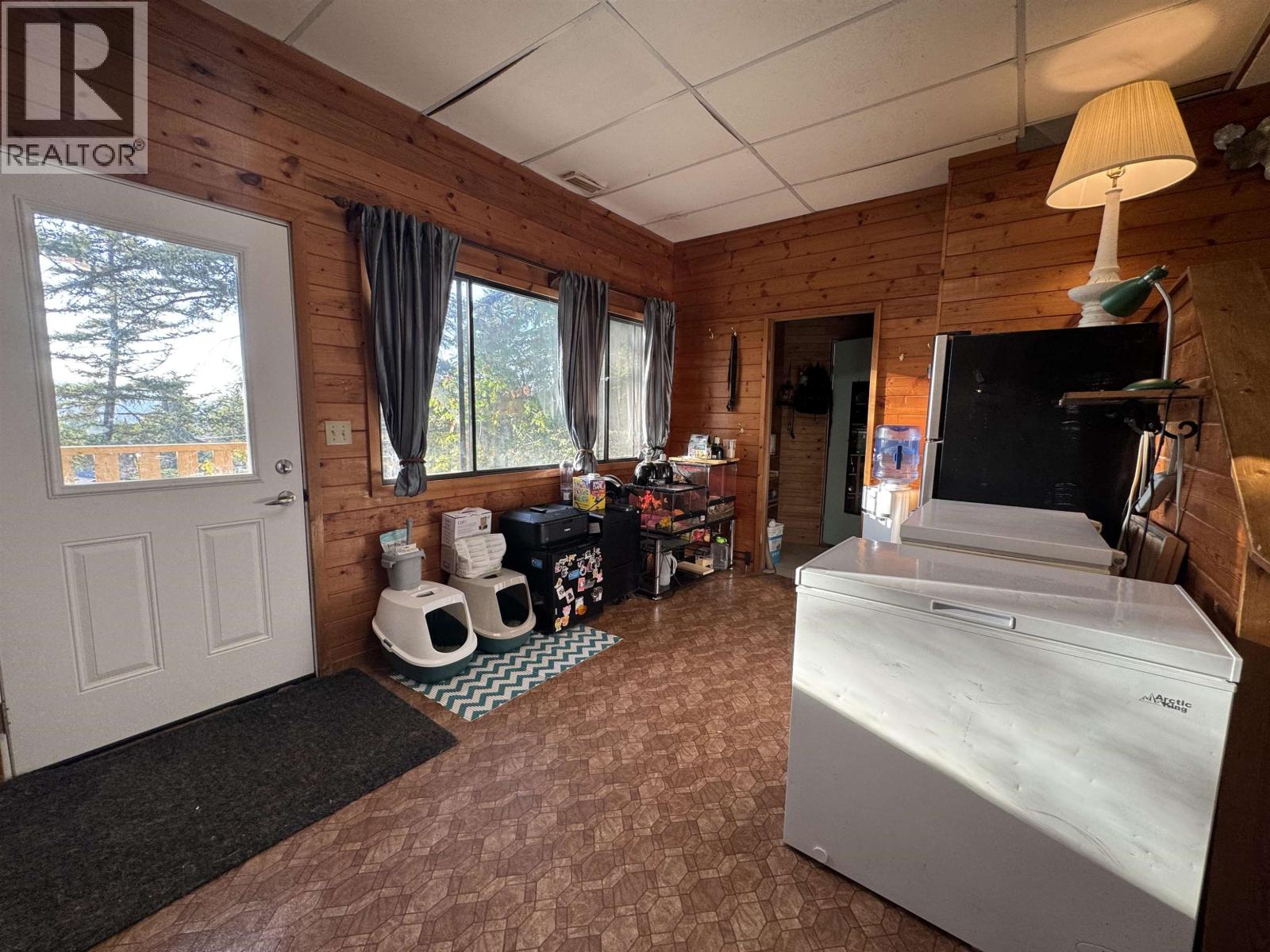 527 CENTENNIAL DRIVE - Image 22