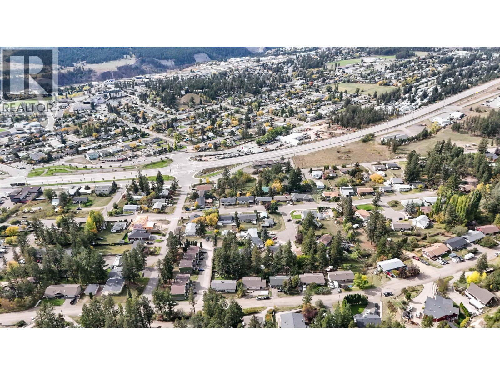 527 CENTENNIAL DRIVE - 31