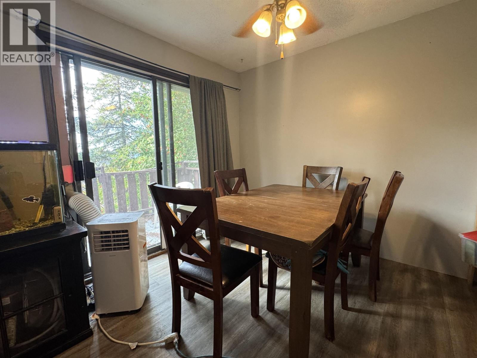 527 CENTENNIAL DRIVE - 8
