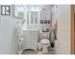 2922 Rivard Unit# 207, Windsor, ON N8T3N9 Photo 13