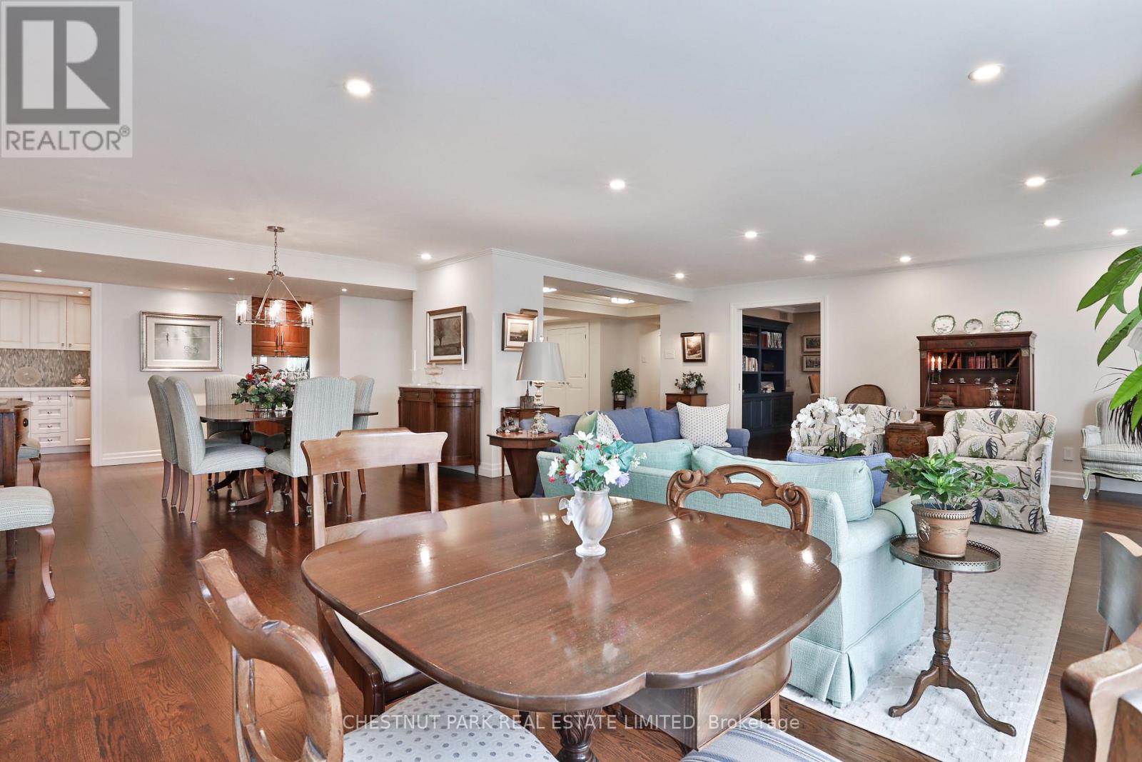 #1101 61 ST CLAIR AVENUE W - 10