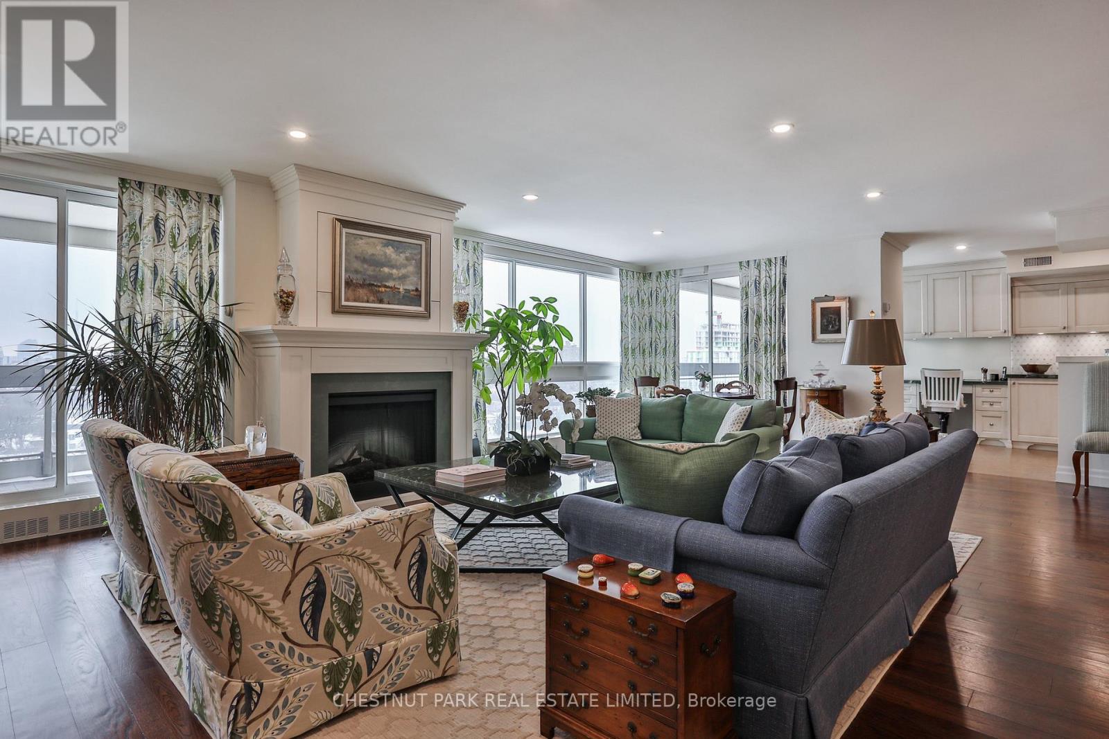 1101 - 61 ST CLAIR AVENUE W, Toronto (Yonge-St. Clair) — photo 5