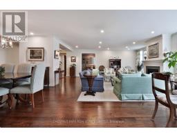 Other - 1101 - 61 St Clair Avenue W, Toronto, ON M4V2Y8 Photo 11