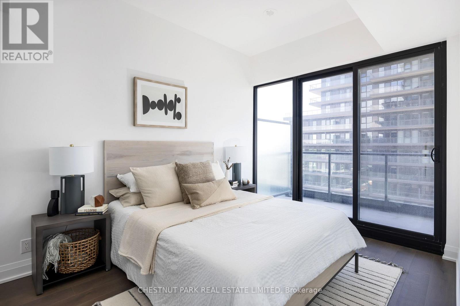 #1110 33 FREDERICK TODD WAY - 22