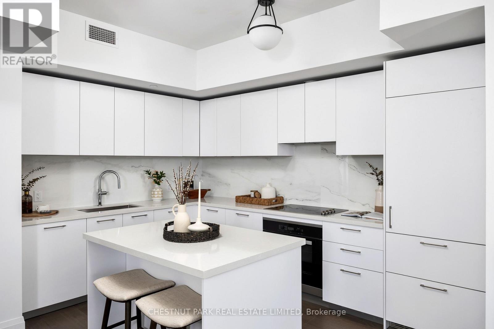 1110 - 33 FREDERICK TODD WAY, Toronto (Thorncliffe Park) — photo 9