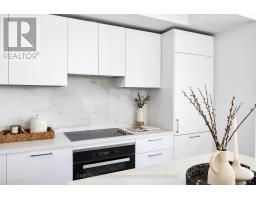 1110 - 33 Frederick Todd Way, Toronto, ON M4G0C9 Photo 8