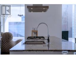 5508 - 180 University Avenue, Toronto, ON M5H0A2 Photo 10