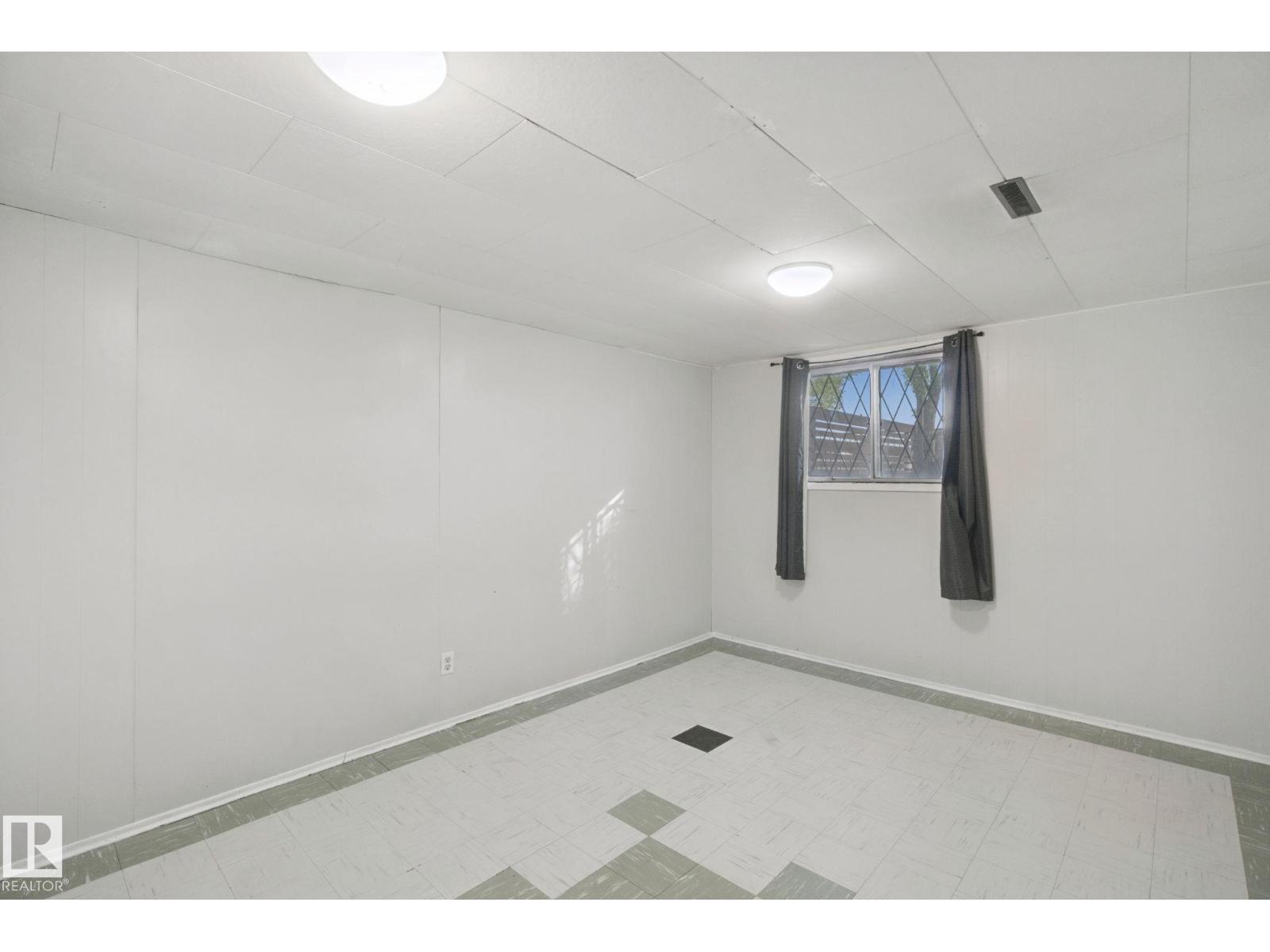 12126 57 ST NW - 21