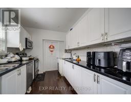 Bathroom - 176 Sedgemount Drive, Toronto, ON M1H1Y2 Photo 9