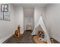 152 Wheeler Avenue, Toronto, ON M4L3V4 Photo 48