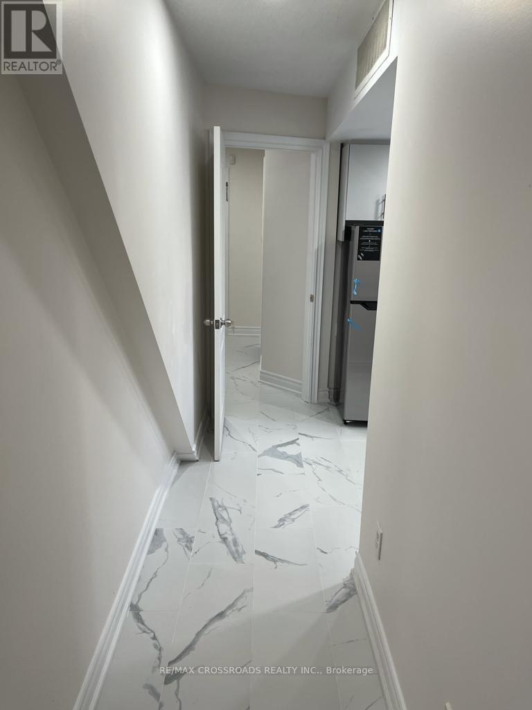 2 PILKINGTON DRIVE, Toronto (Clairlea-Birchmount) — photo 2