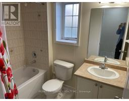 2 Pilkington Drive, Toronto, ON M1L0B7 Photo 7