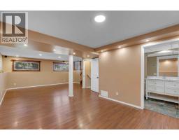 335 Queensland Drive Se, Calgary, AB T2J3R6 Photo 23