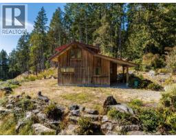 Entrance - 370/400 Baker Rd, Salt Spring, BC V8K2N5 Photo 7